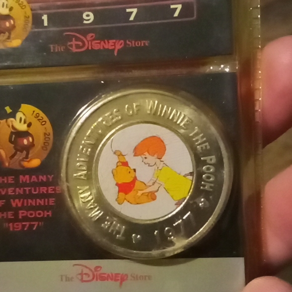 vintage Disney coin - Picture 2 of 4